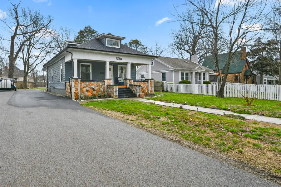1896 N Douglas Avenue, Springfield, MO 65803 - #2
