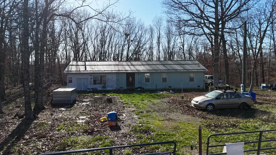 518 Ten Parts Drive, Seymour, MO 65746 - #2