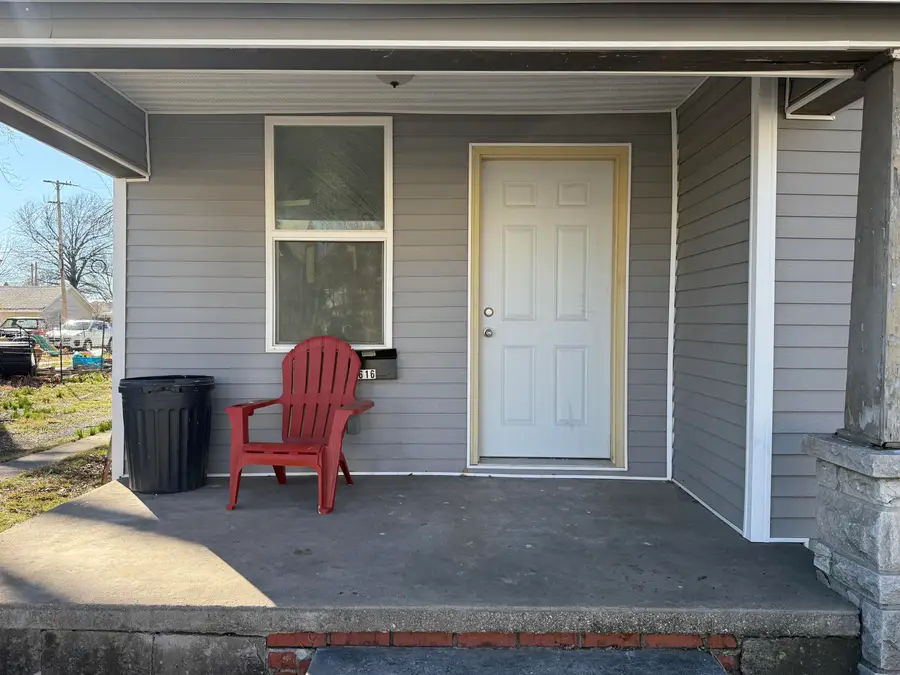 1616 S Wall Avenue, Joplin, MO 64804 - #3