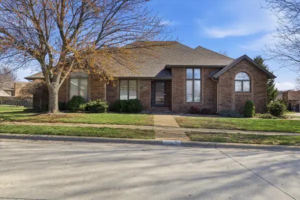 2616 S Williams Avenue, Springfield, MO 65807