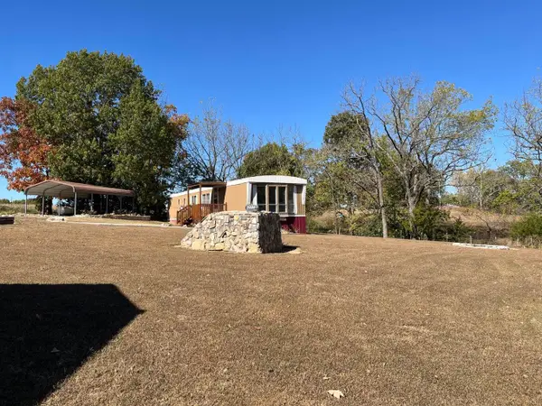 15322 Farm Road 1155, Cassville, MO 65625