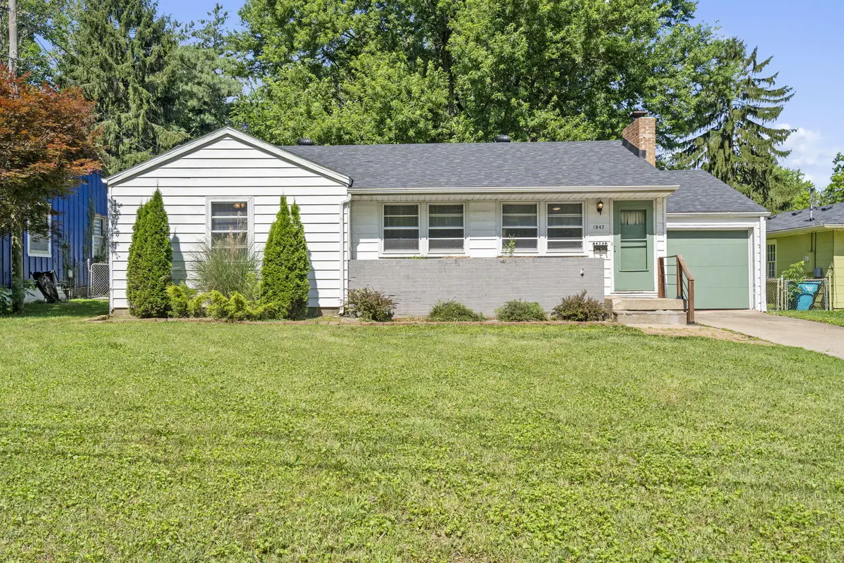 1547 S Kickapoo Avenue, Springfield, MO 65804 - #1