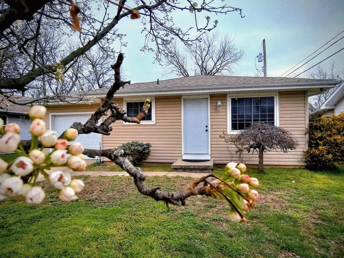 2565 E Atlantic Street, Springfield, MO 65803 - #1