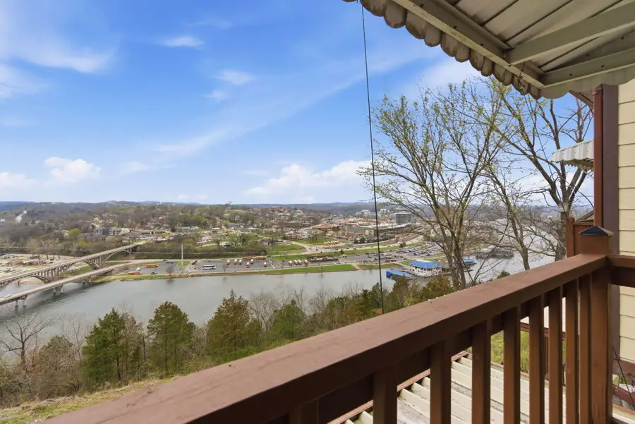 885 Knox Avenue #5, Hollister, MO 65672 - #3