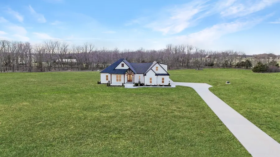 10316 Lawrence 1162, Mount Vernon, MO 65712 - #2