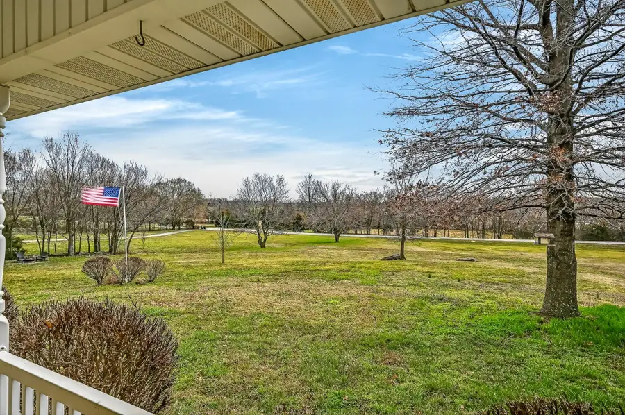 1519 E 515th Road, Brighton, MO 65617 - #2