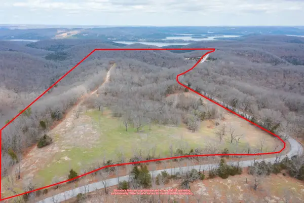 9015 Stallion Bluff Road, Shell Knob, MO 65747