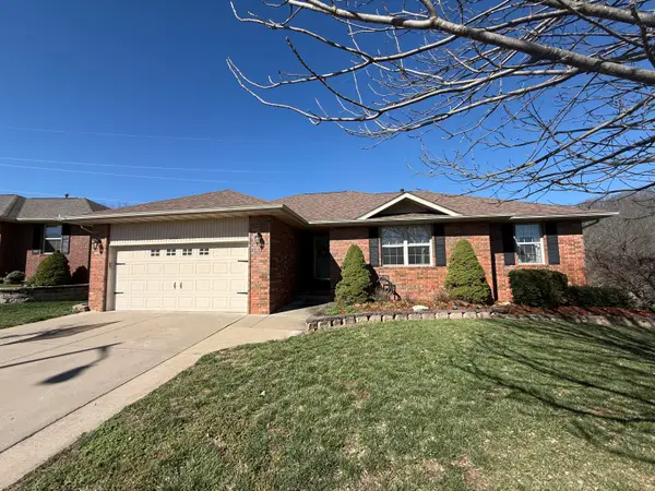 4461 N Katrina Avenue, Springfield, MO 65803