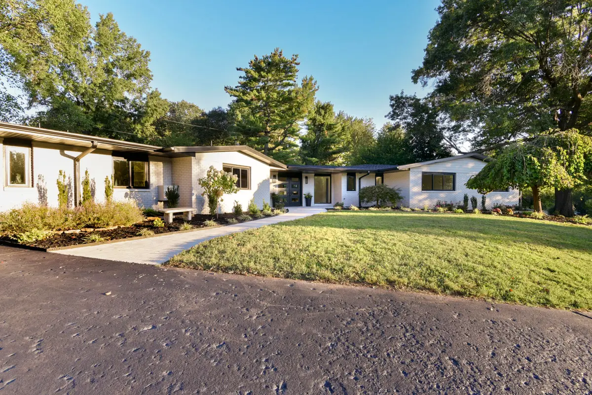 2274 S Edgewater Drive, Springfield, MO 65804 - #1