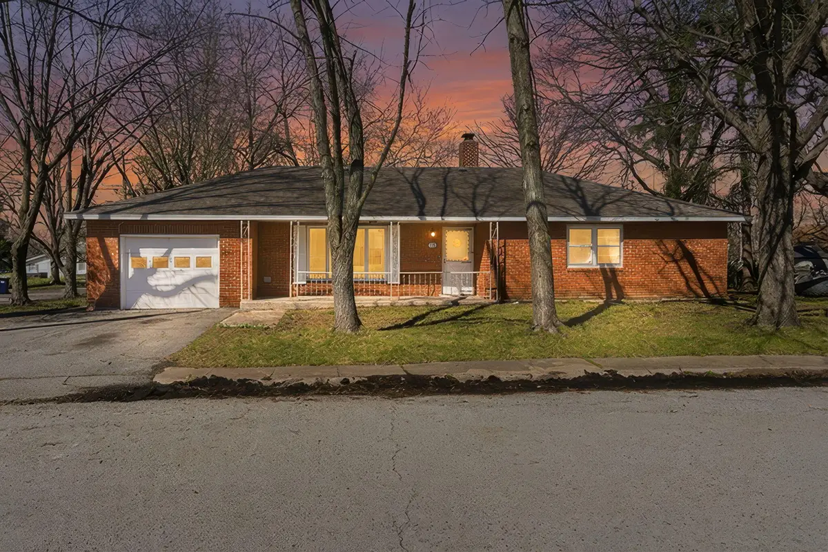 115 W Grant Street, Buffalo, MO 65622 - #1