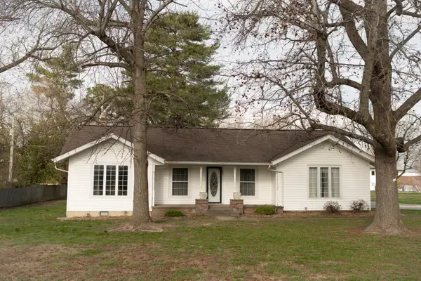 225 N Main Street, Licking, MO 65542