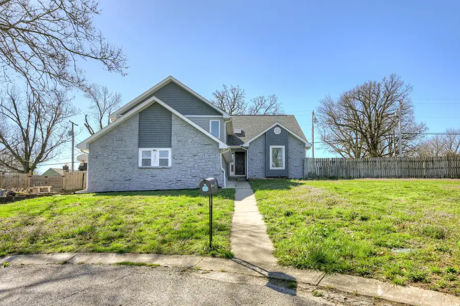 1214 Linden Terrace, Neosho, MO 64850 - #2