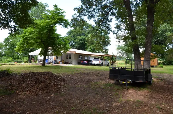 376 County Road 576, Udall, MO 65766