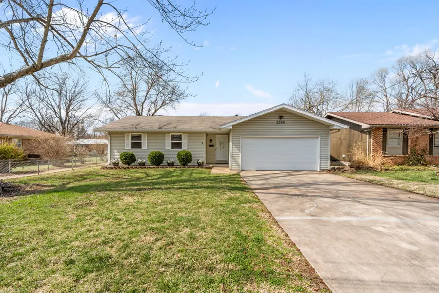 2365 S Dollison Avenue, Springfield, MO 65807 - #2