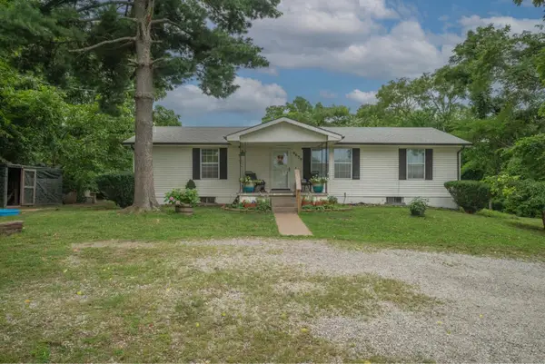 4030 E Zora Street, Webb City, MO 64870