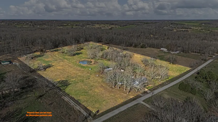 7049 County Road 8200, West Plains, MO 65775 - #2