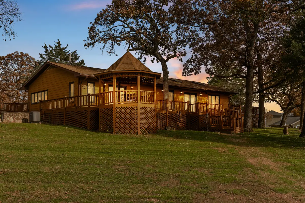 379 Navajo Trail, Kimberling City, MO 65686 - #1