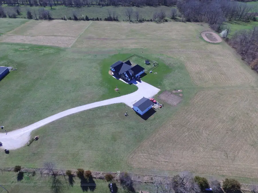 1060 E 431st Road, Bolivar, MO 65613 - #3