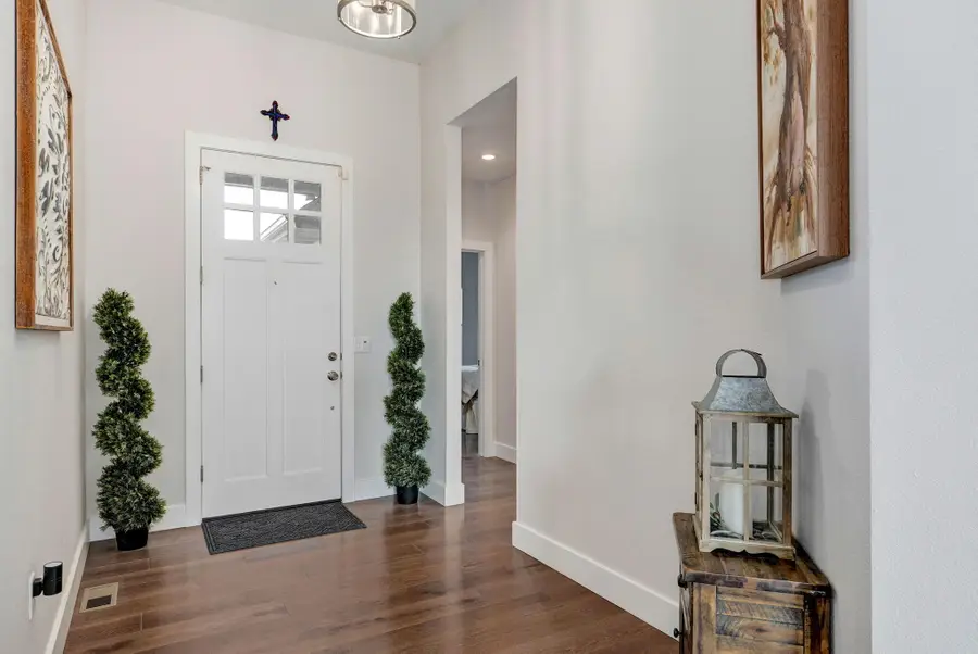 267 S Pebble Beach Avenue, Springfield, MO 65802 - #3