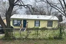 2826 W Olive Street, Springfield, MO 65802