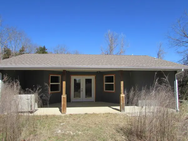 121 Eric Drive, Kirbyville, MO 65679