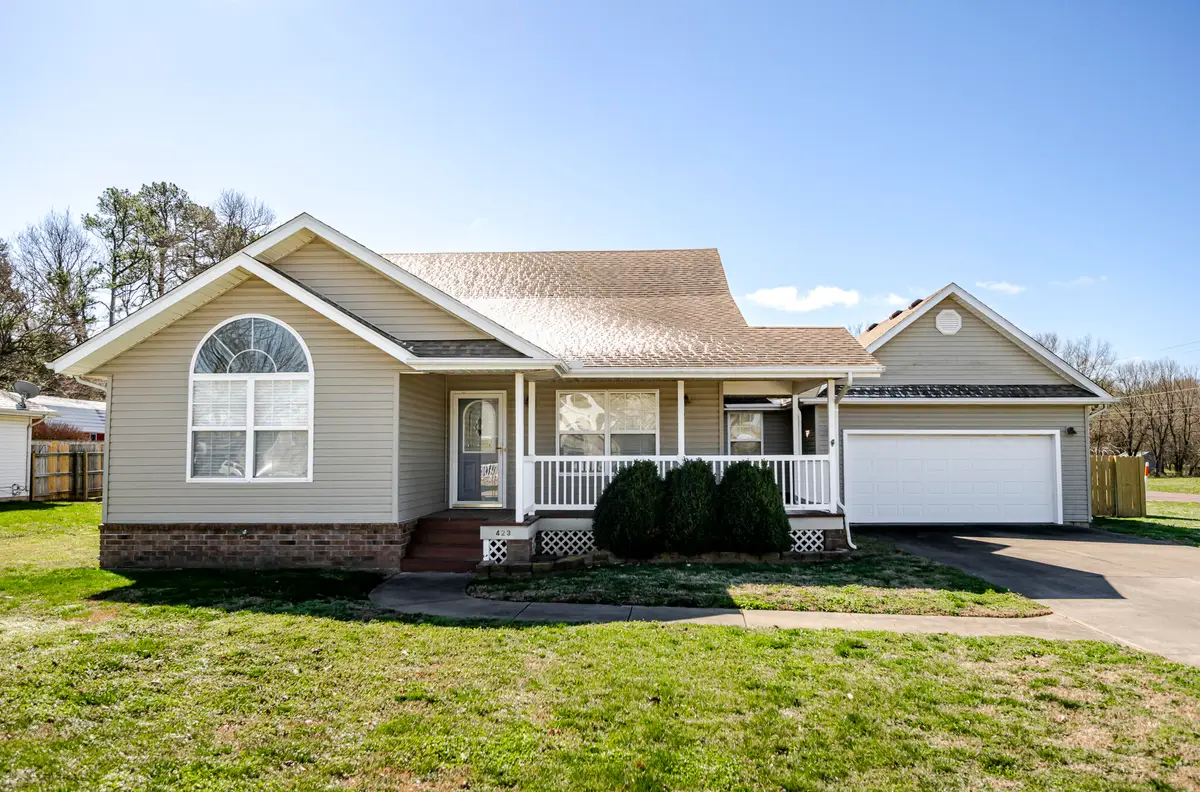 423 Honeysuckle Lane, Monett, MO 65708 - #1