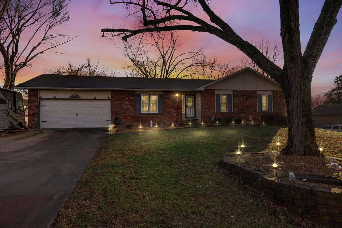 2240 W Alta Street, Springfield, MO 65810 - #1