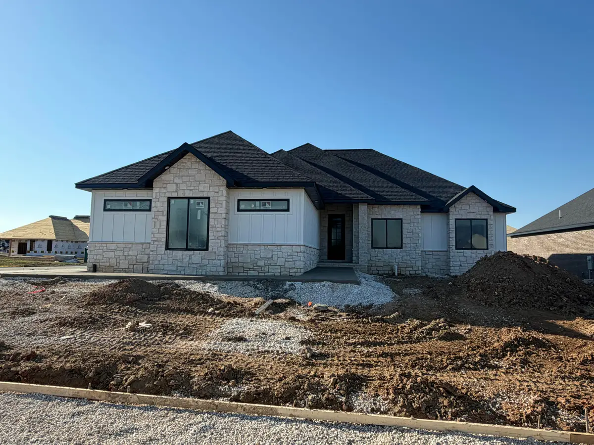 1772 E Peartree Drive, Ozark, MO 65721 - #1