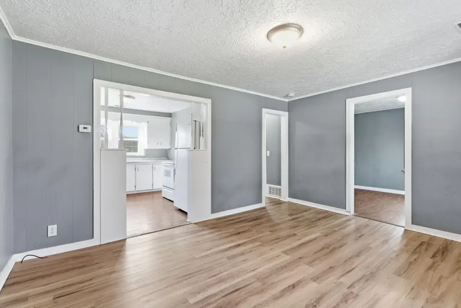 1508 E Livingston Street, Springfield, MO 65803 - #3