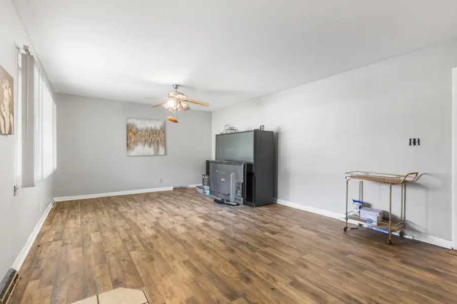 2012 S Roanoke Avenue, Springfield, MO 65807 - #3