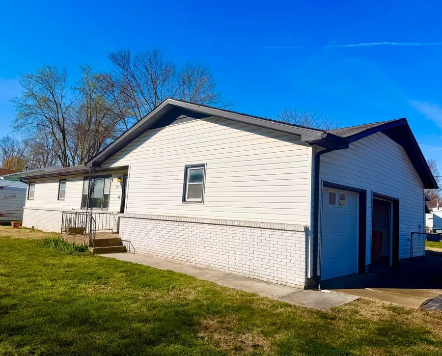 1311 N Dawn Avenue, Springfield, MO 65803 - #3