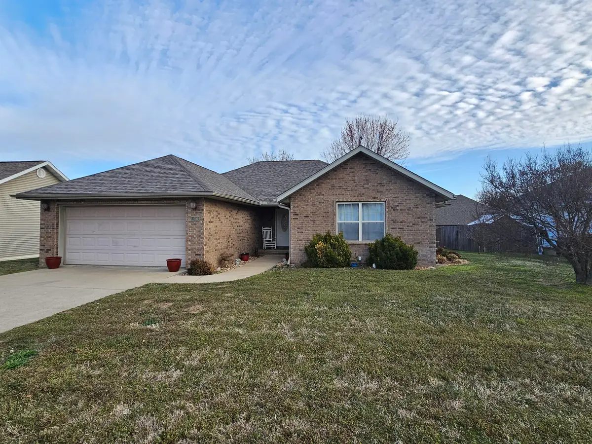 206 Prairie Lane, Monett, MO 65708 - #1