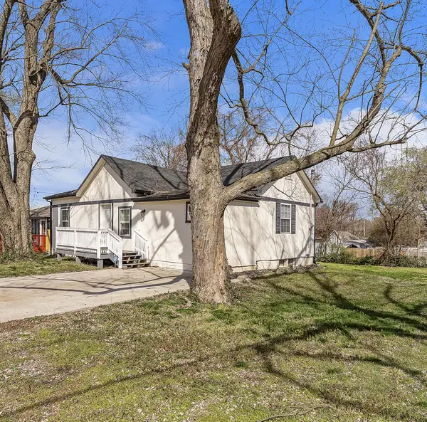 2517 W Phelps Street, Springfield, MO 65802