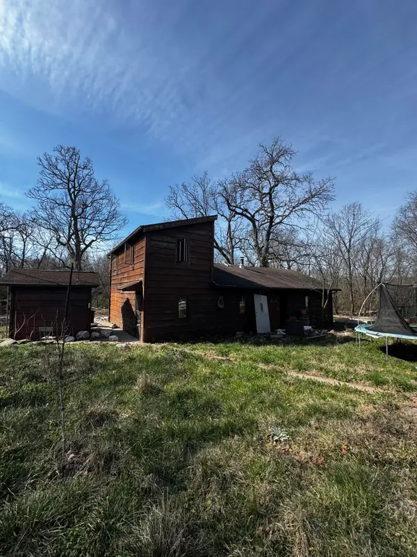 404 E Evergreen Street, Springfield, MO 65803