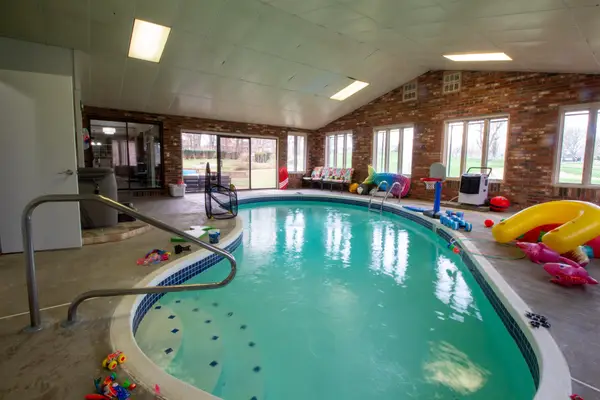 8420 Interlochen Drive, Nixa, MO 65714