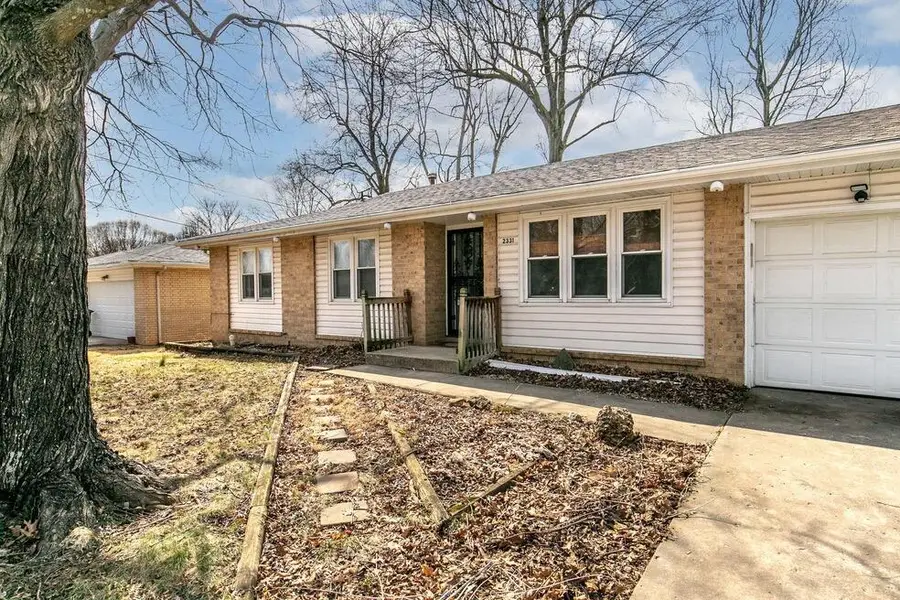 2331 S Missouri Avenue, Springfield, MO 65807 - #2