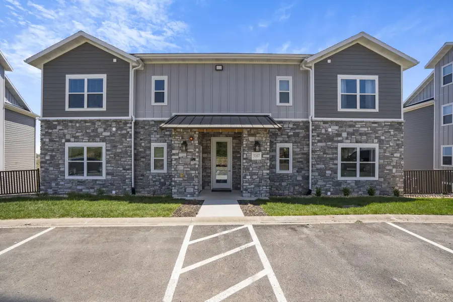 3107 S Vineyards Terrace #Unit 5, Branson, MO 65616 - #2