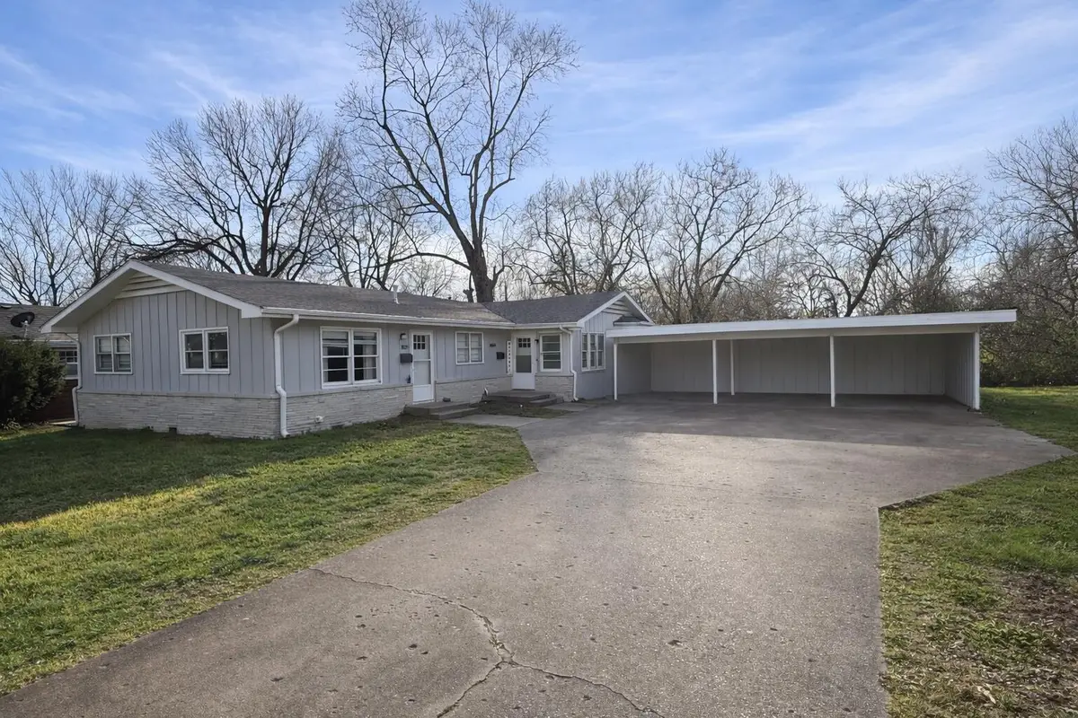 2021-2023 S Ventura Avenue, Springfield, MO 65804 - #1