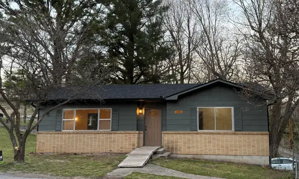 204 Rockhill Road, Neosho, MO 64850