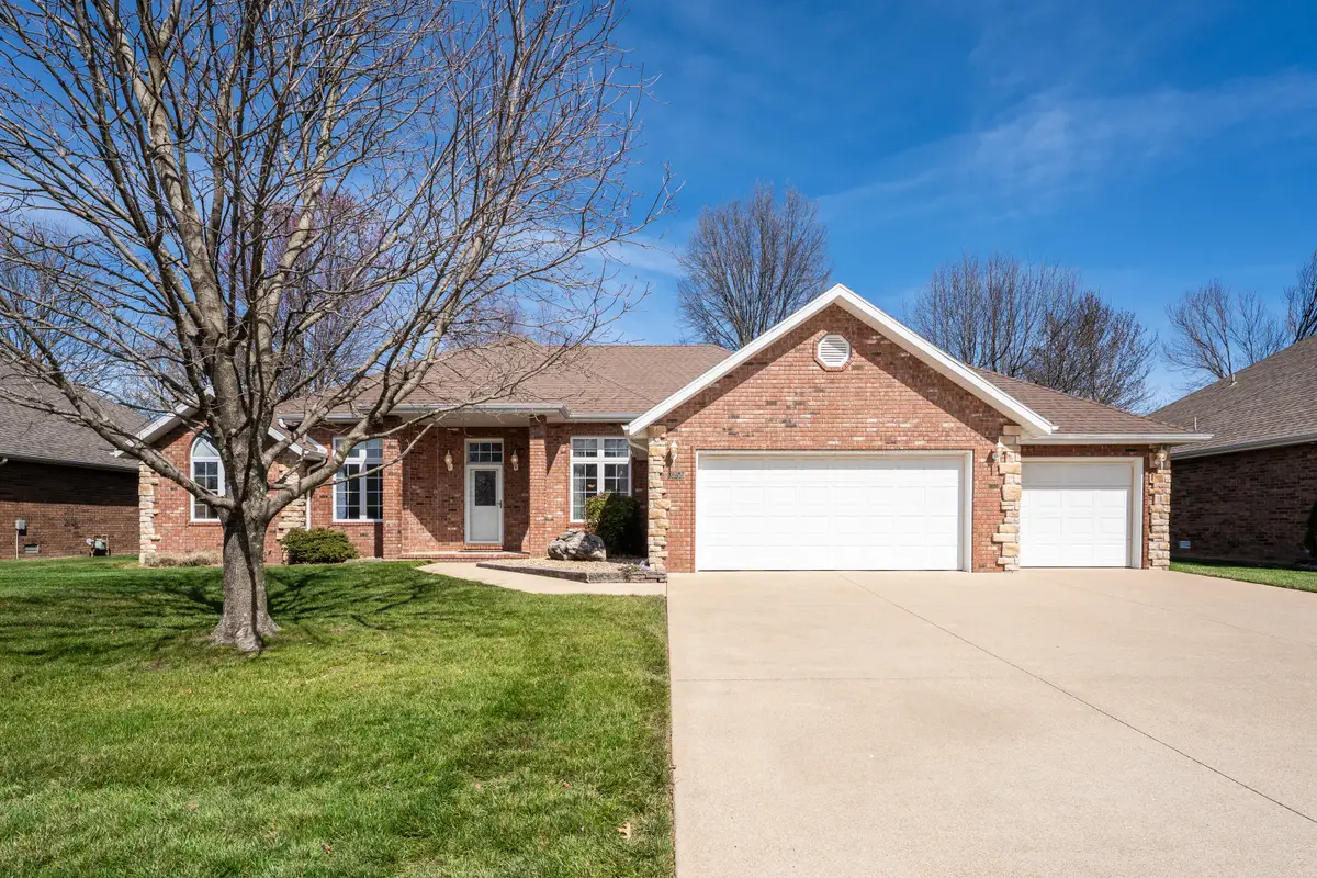 3755 W Eaglecrest Street, Battlefield, MO 65619 - #1