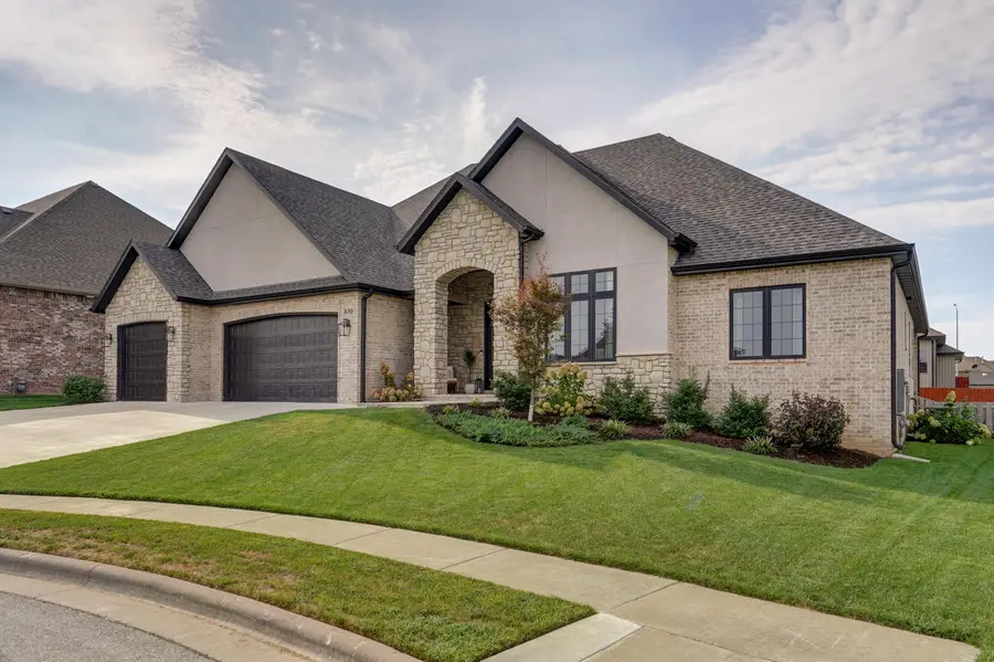 870 E Emerald Terrace, Nixa, MO 65714 - #2