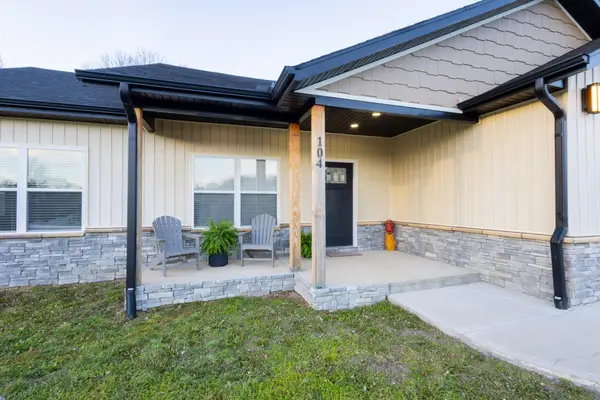 104 Haylee Circle, Monett, MO 65708