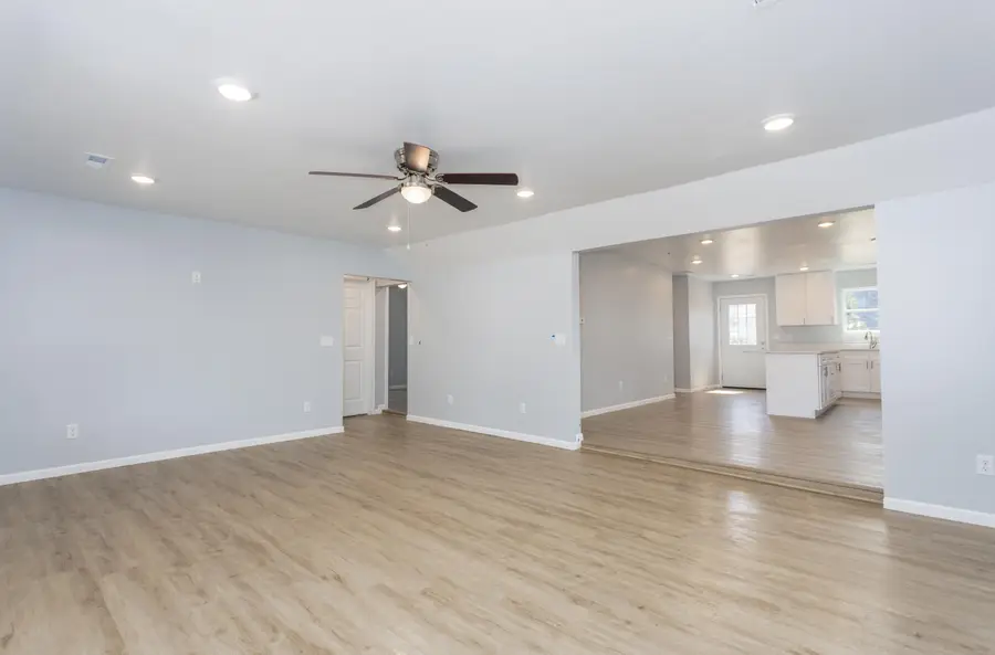 1220 E University Street, Springfield, MO 65804 - #3