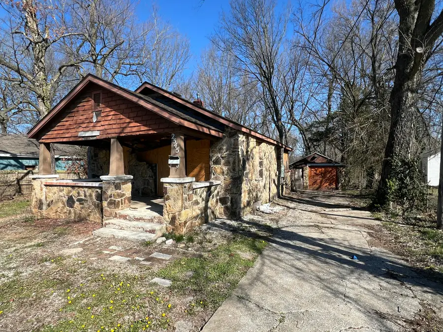 2545 E Cherry Street, Springfield, MO 65802 - #2