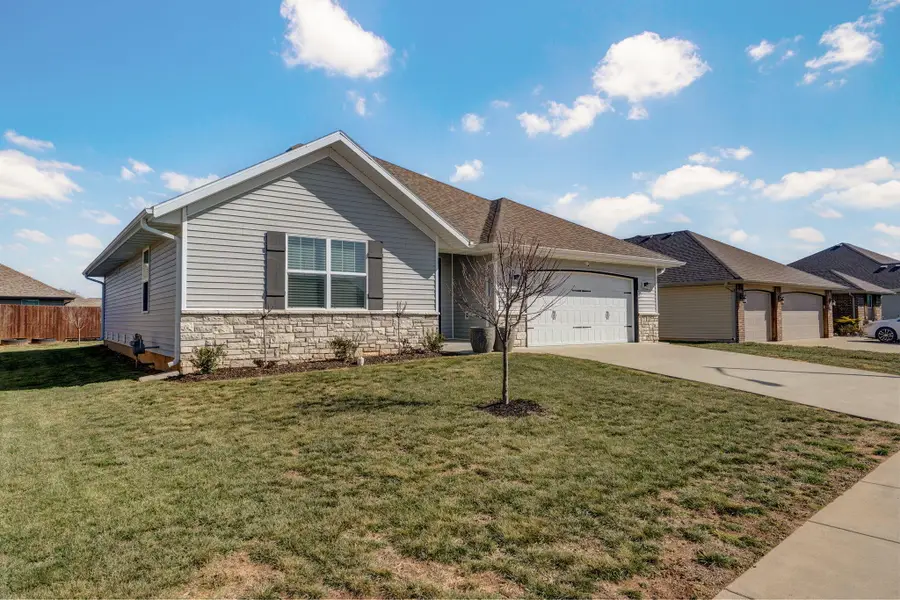 5601 W Pecan Street, Springfield, MO 65802 - #2