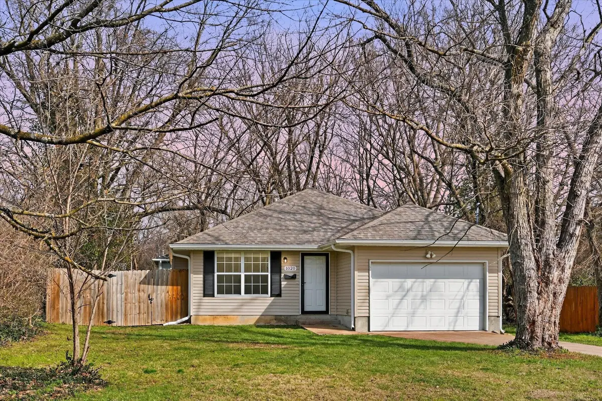 1020 N Ethyl Avenue, Springfield, MO 65802 - #1