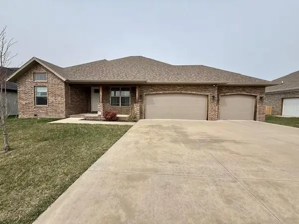 1165 W Gaslight Drive, Springfield, MO 65810