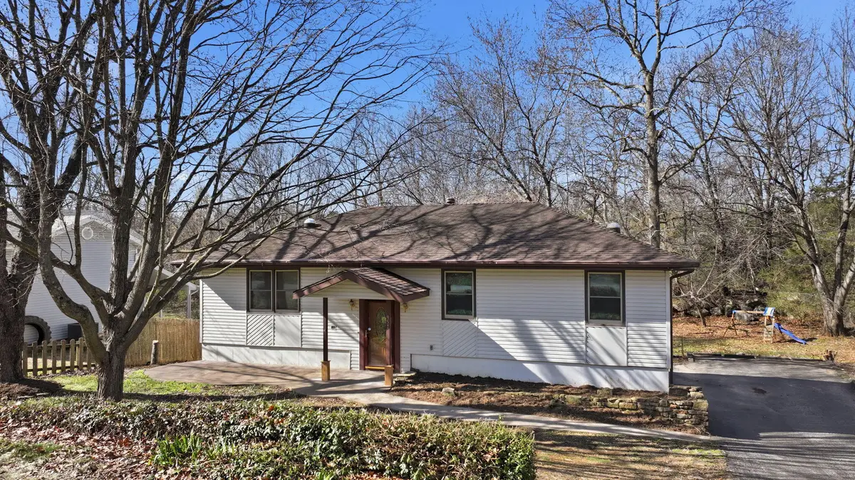 957 S Mission Avenue, Springfield, MO 65809 - #1