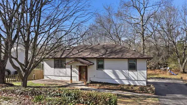 957 S Mission Avenue, Springfield, MO 65809