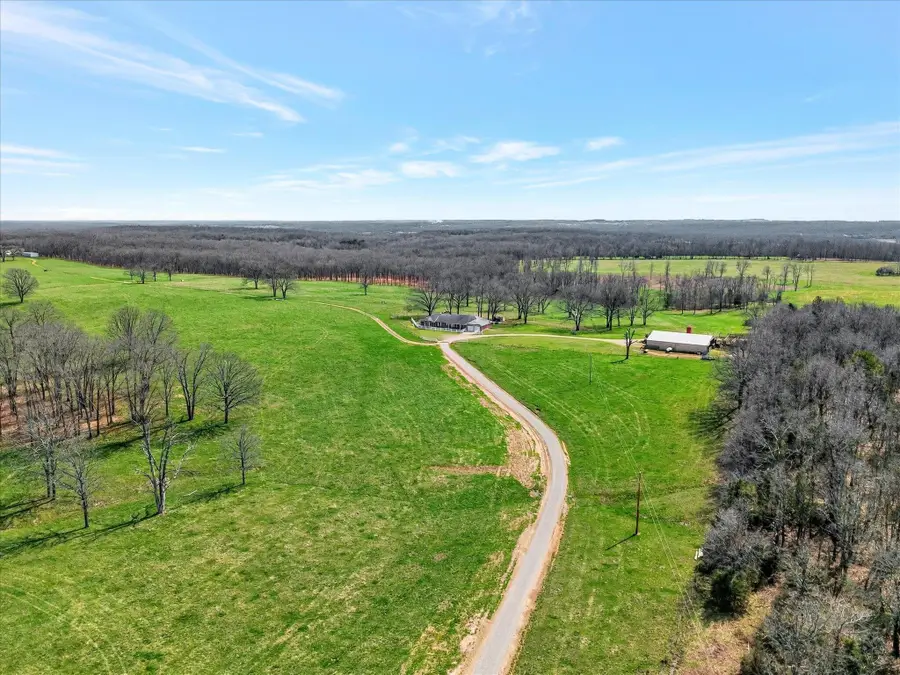 8896 State Route Zz, West Plains, MO 65775 - #2